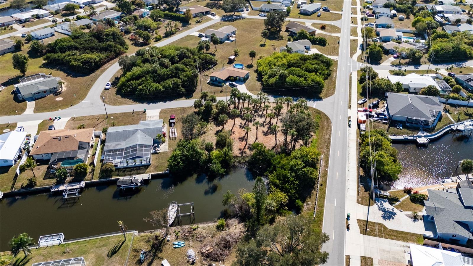 Image 5 of 10 For 3512 Port Charlotte Boulevard