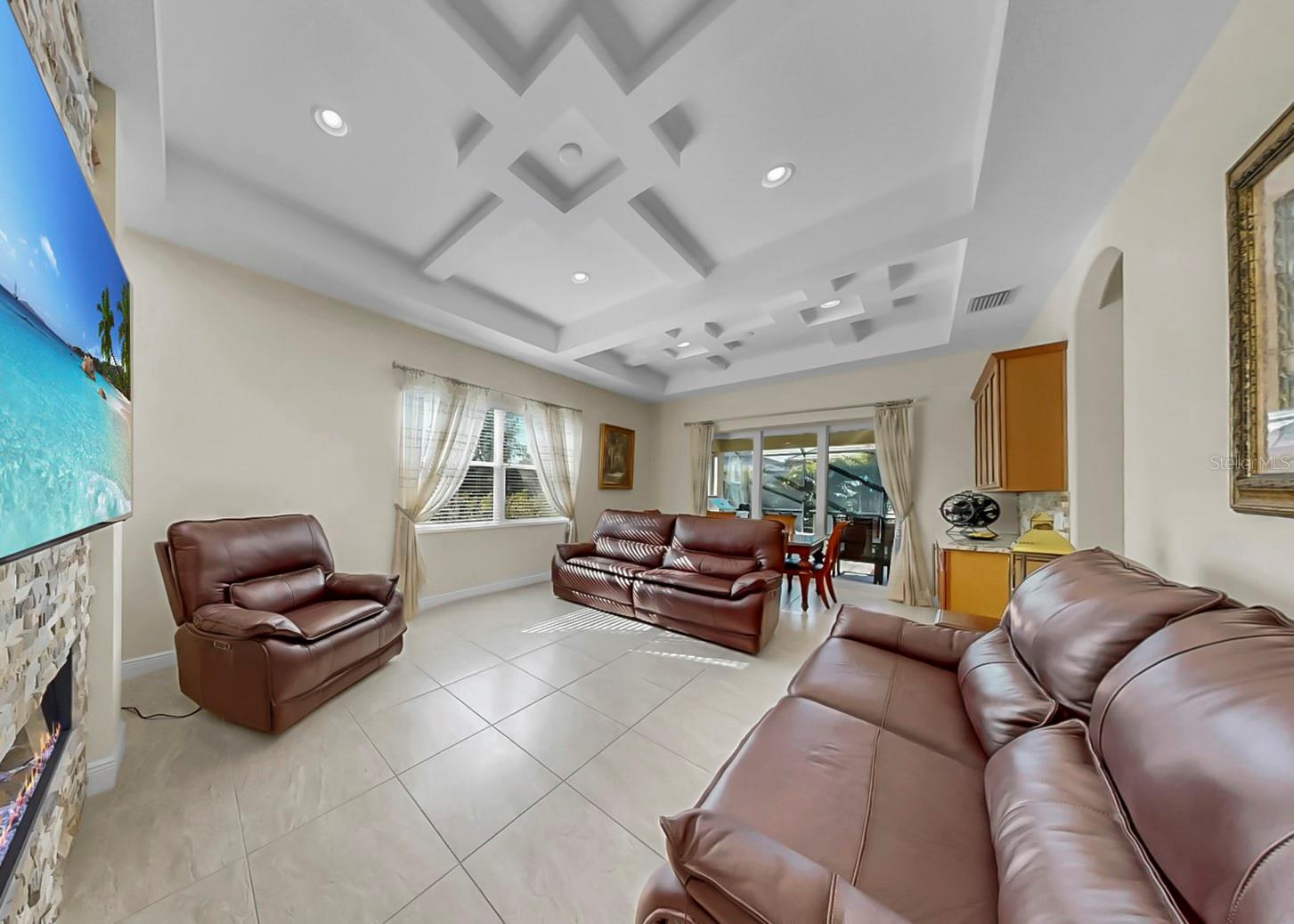 Image 18 of 53 For 16005 42nd Glen E