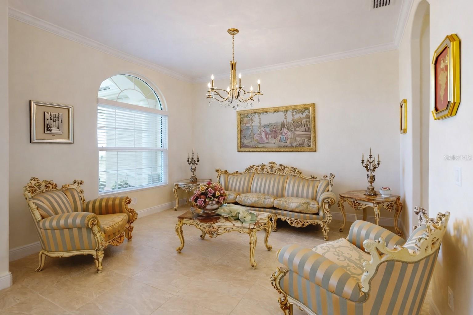 Image 21 of 53 For 16005 42nd Glen E