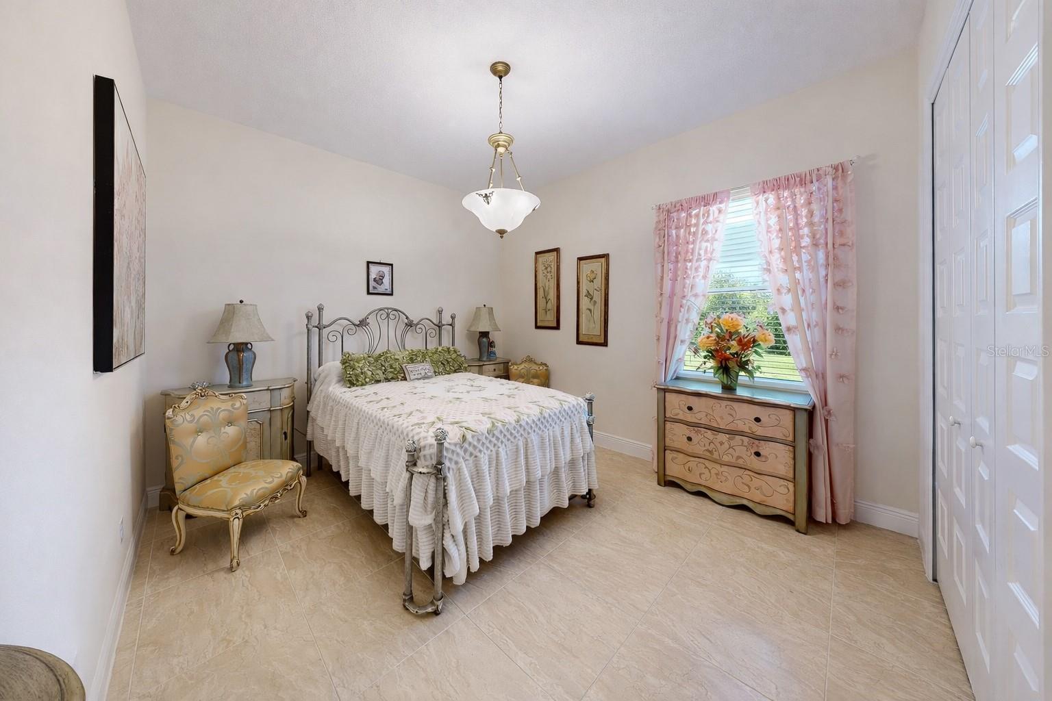 Image 29 of 53 For 16005 42nd Glen E