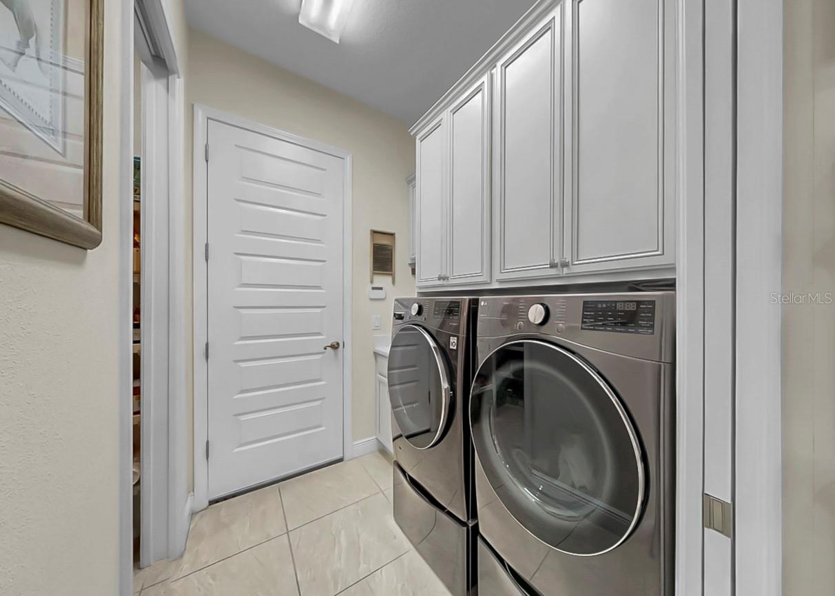 Image 34 of 53 For 16005 42nd Glen E