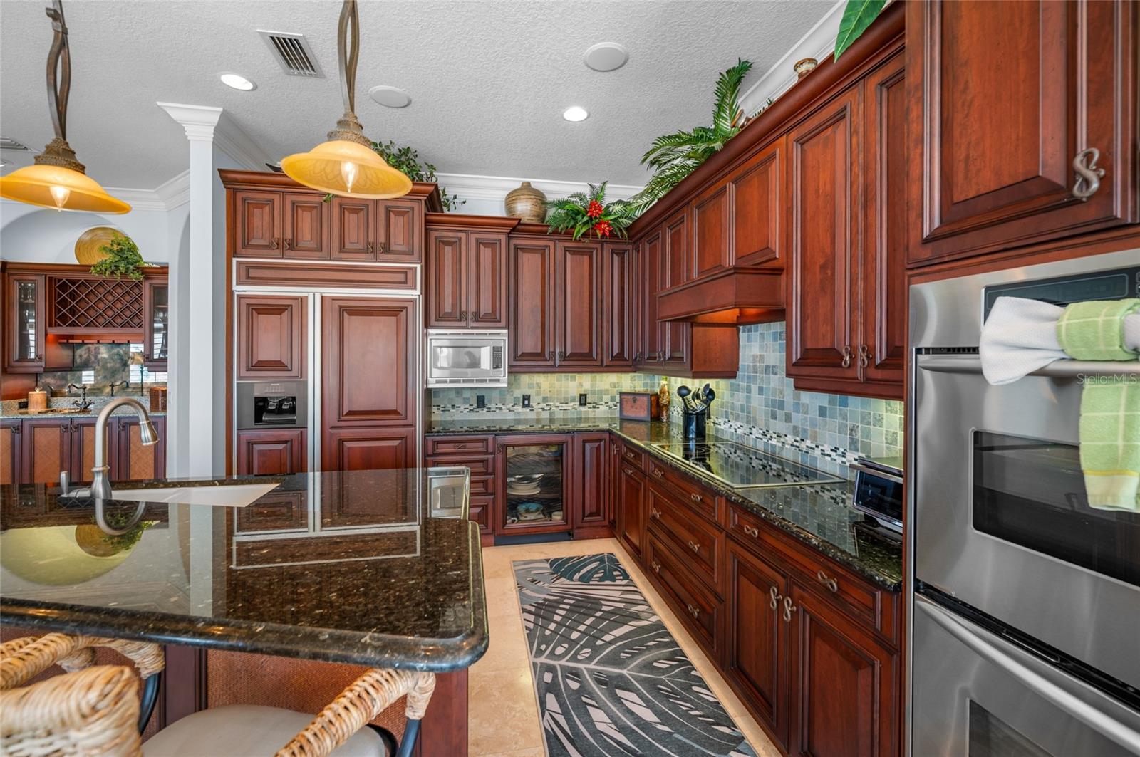 Image 14 of 83 For 12106 Gulf Drive