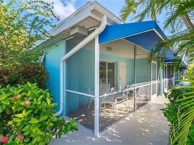 Image 2 of 27 For 5841 Gulf Of Mexico Drive 236