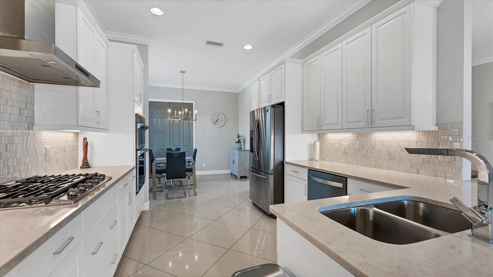 Image 21 of 47 For 6204 Trophy Lane