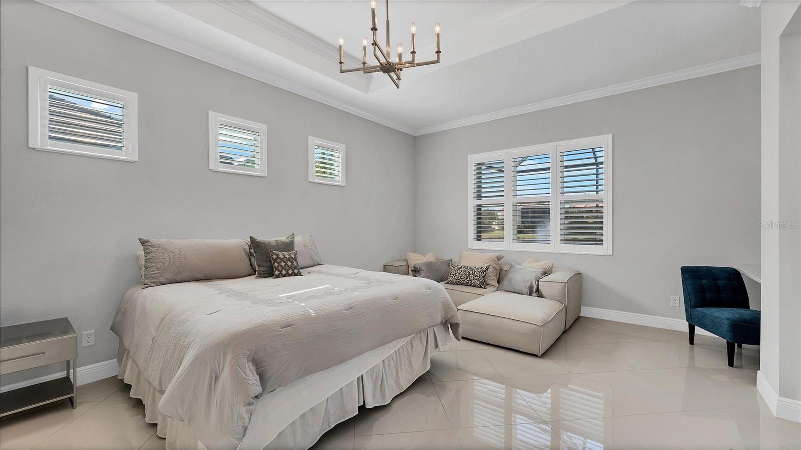 Image 23 of 47 For 6204 Trophy Lane