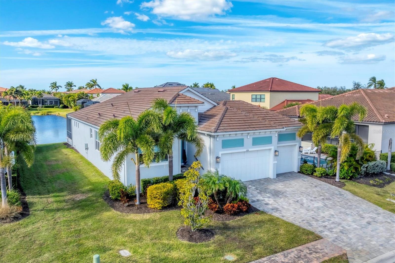 Image 6 of 47 For 6204 Trophy Lane