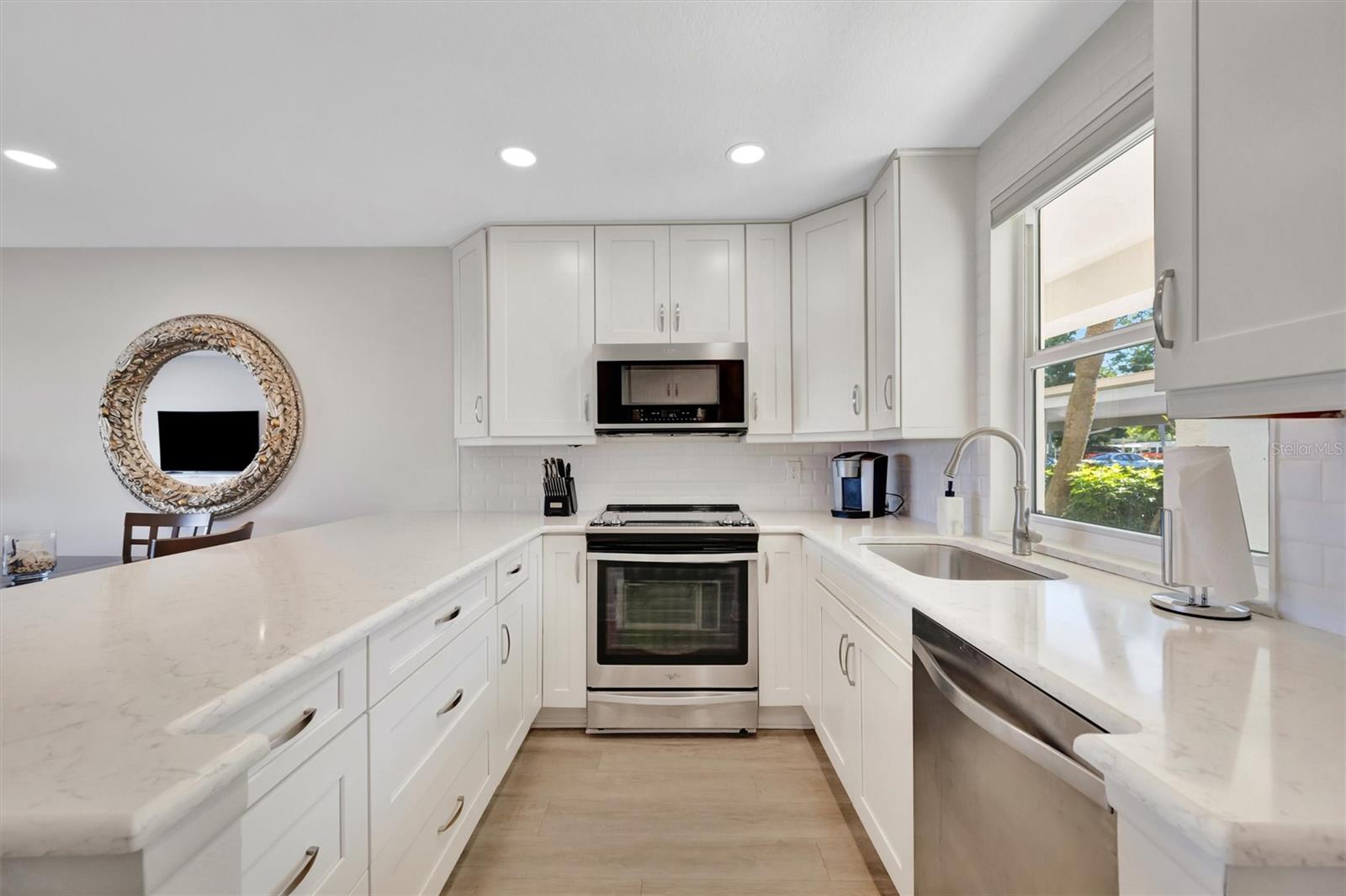 Image 25 of 93 For 4310 Falmouth Drive 102