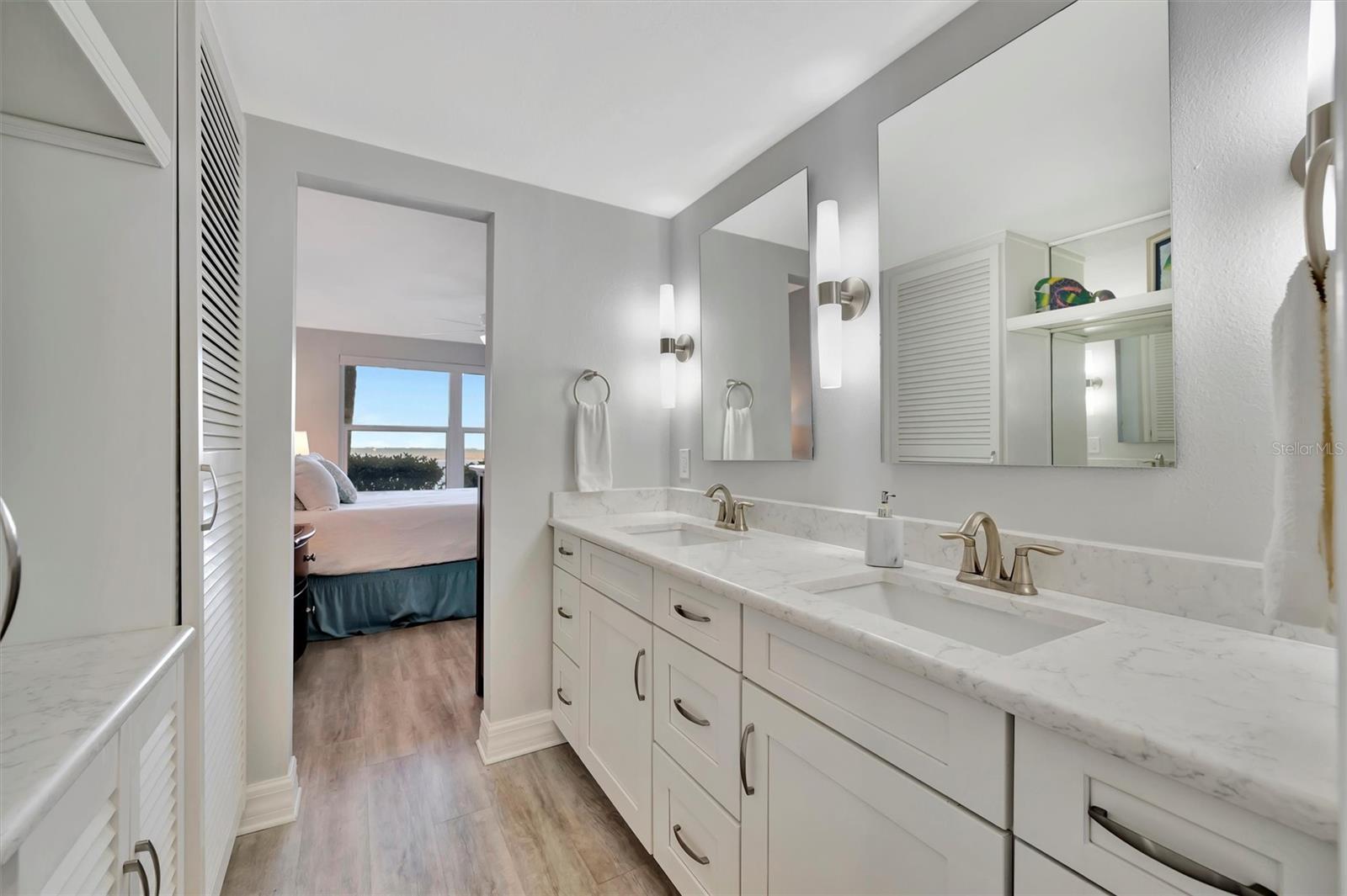 Image 44 of 93 For 4310 Falmouth Drive 102