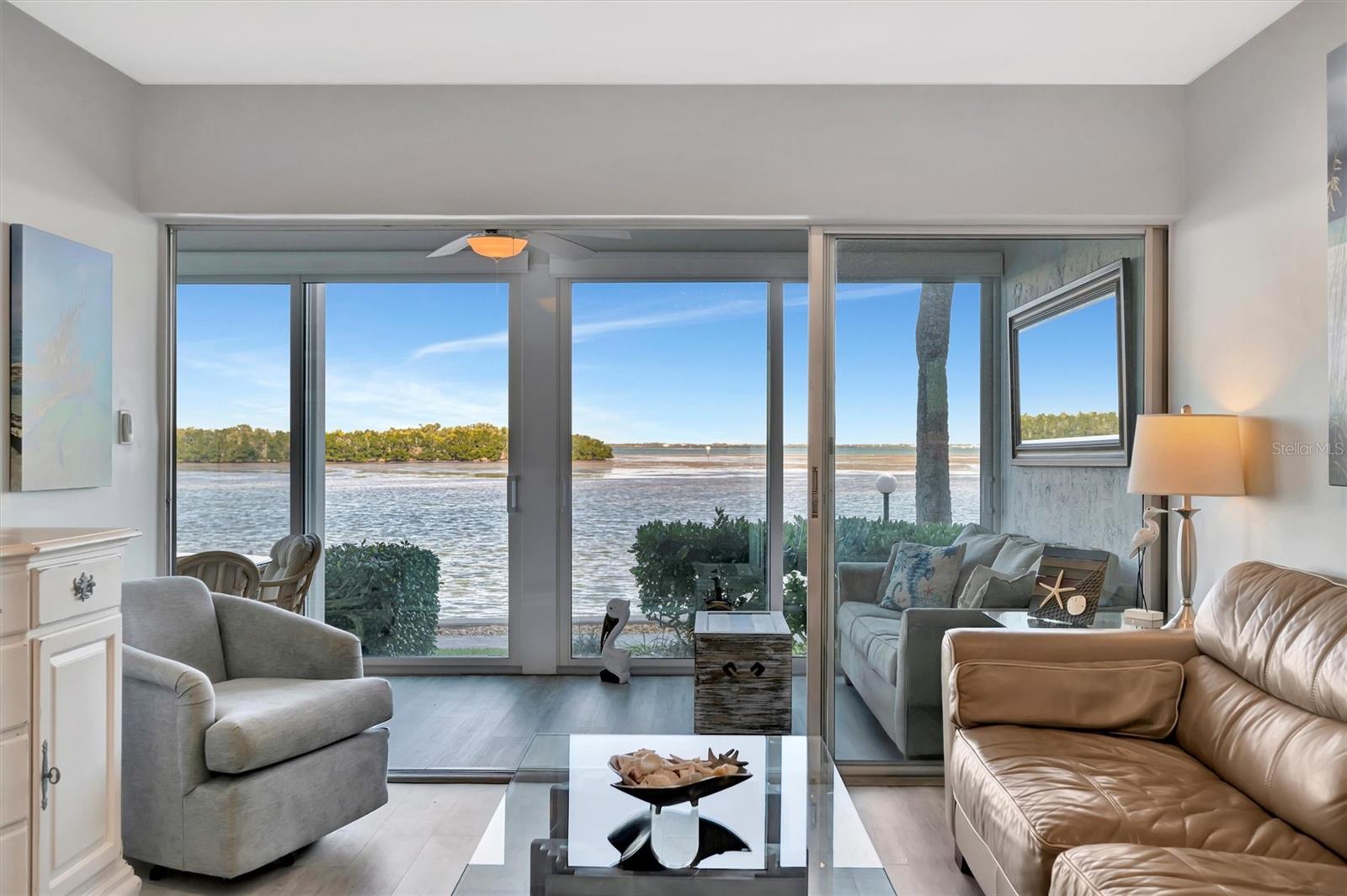 Image 6 of 93 For 4310 Falmouth Drive 102