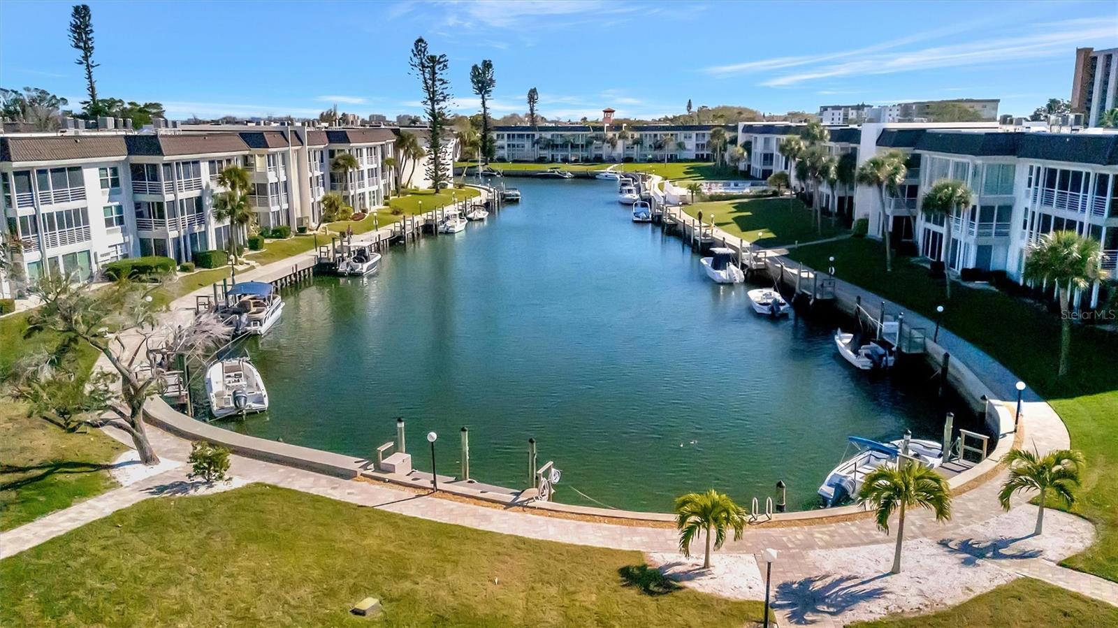 Image 60 of 93 For 4310 Falmouth Drive 102