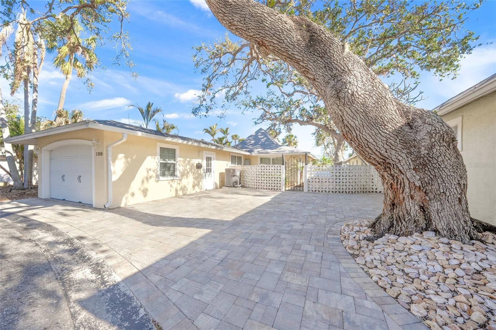 Image 2 of 45 For 1358 Moonmist Drive B4