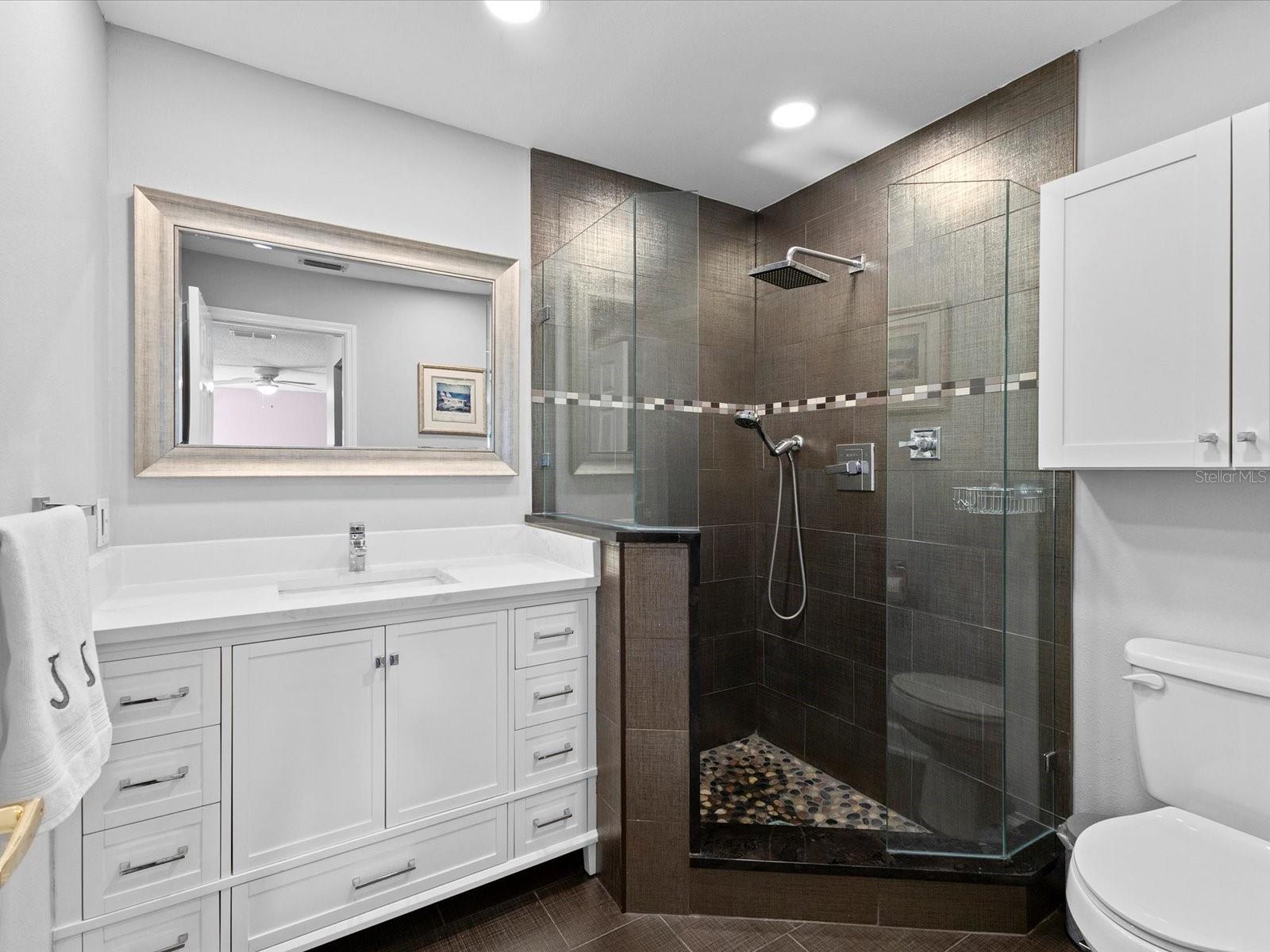 Image 21 of 62 For 708 Quail Keep Drive 1605