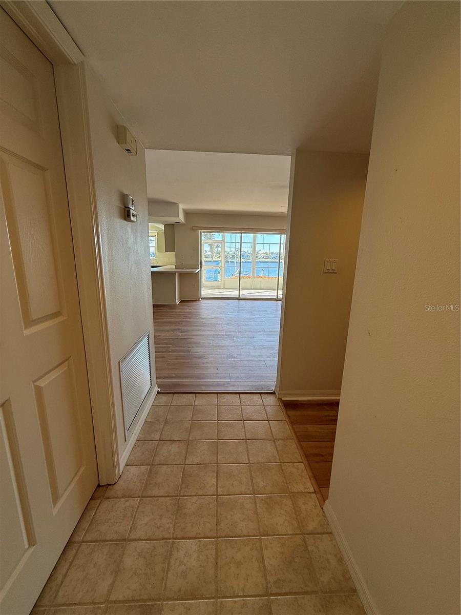 Image 4 of 32 For 3640 Bal Harbor Boulevard 415