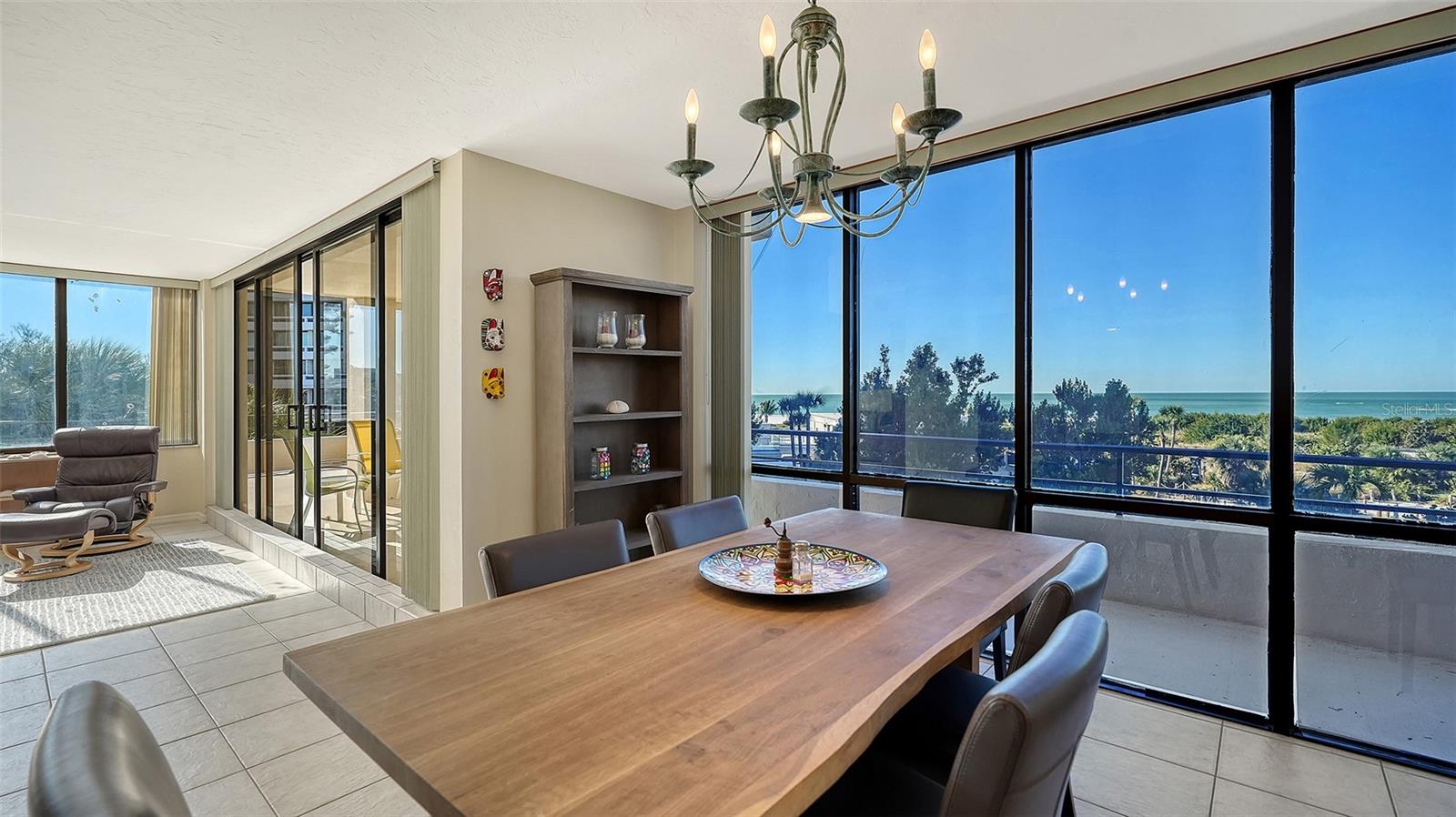 Image 18 of 56 For 5300 Ocean Boulevard 301