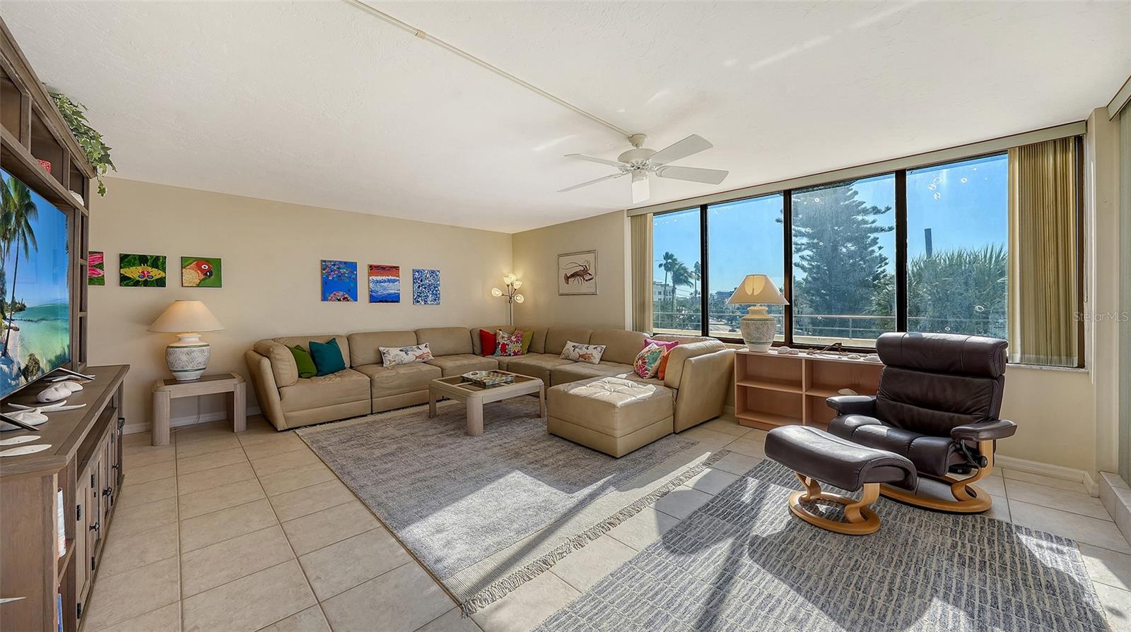 Image 9 of 56 For 5300 Ocean Boulevard 301