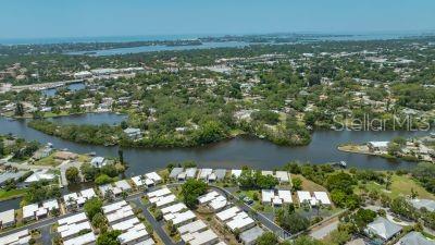 Image 55 of 81 For 2016 Riverbluff Parkway V328