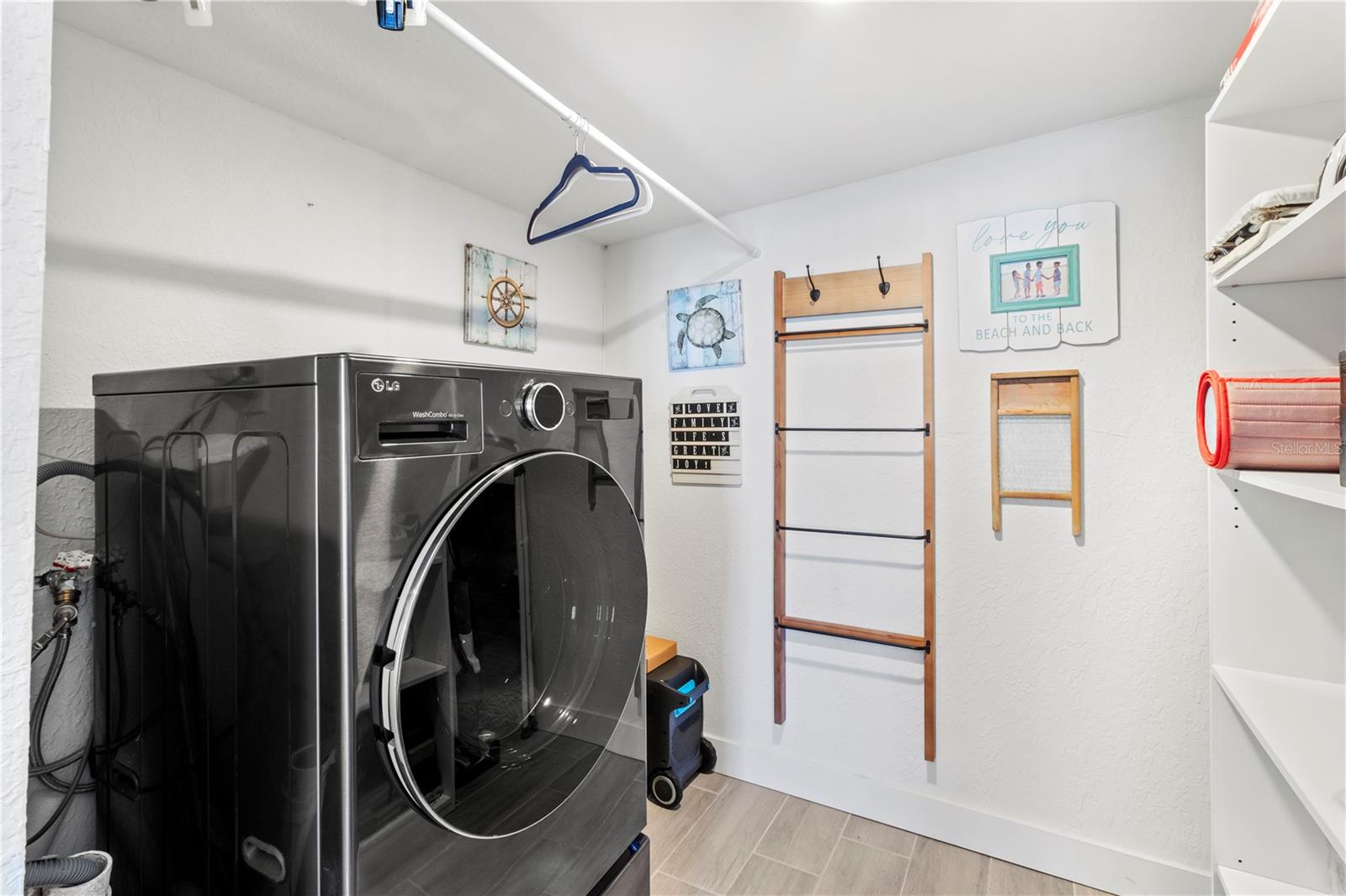 Image 31 of 40 For 704 49th Avenue Terrace W