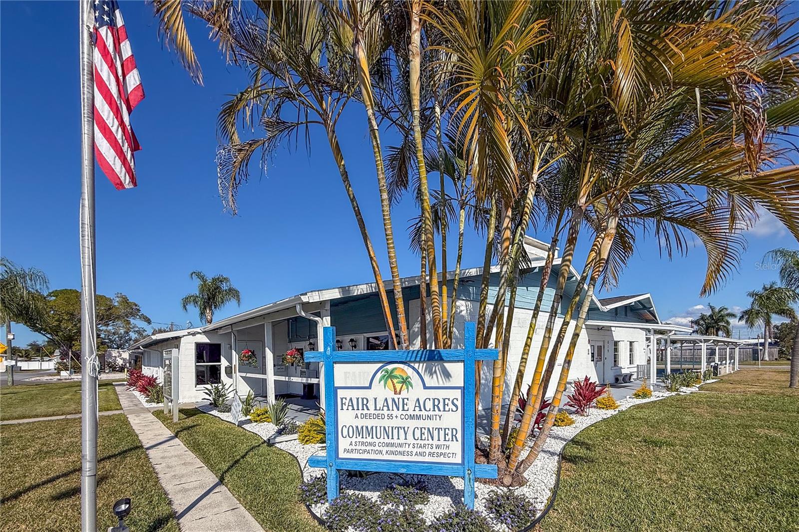 Image 34 of 40 For 704 49th Avenue Terrace W