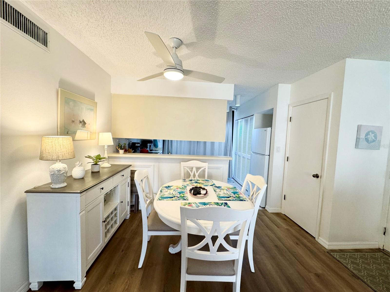 Image 21 of 57 For 5124 Harpers Croft  7