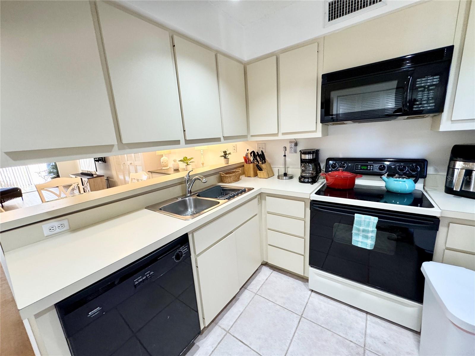 Image 23 of 57 For 5124 Harpers Croft  7