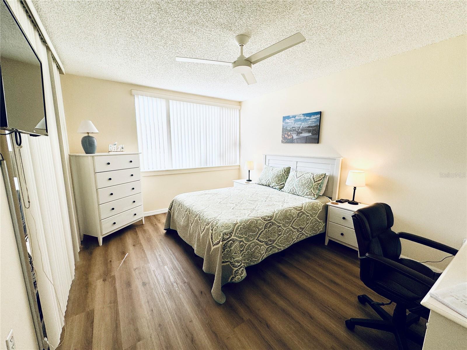 Image 29 of 57 For 5124 Harpers Croft  7