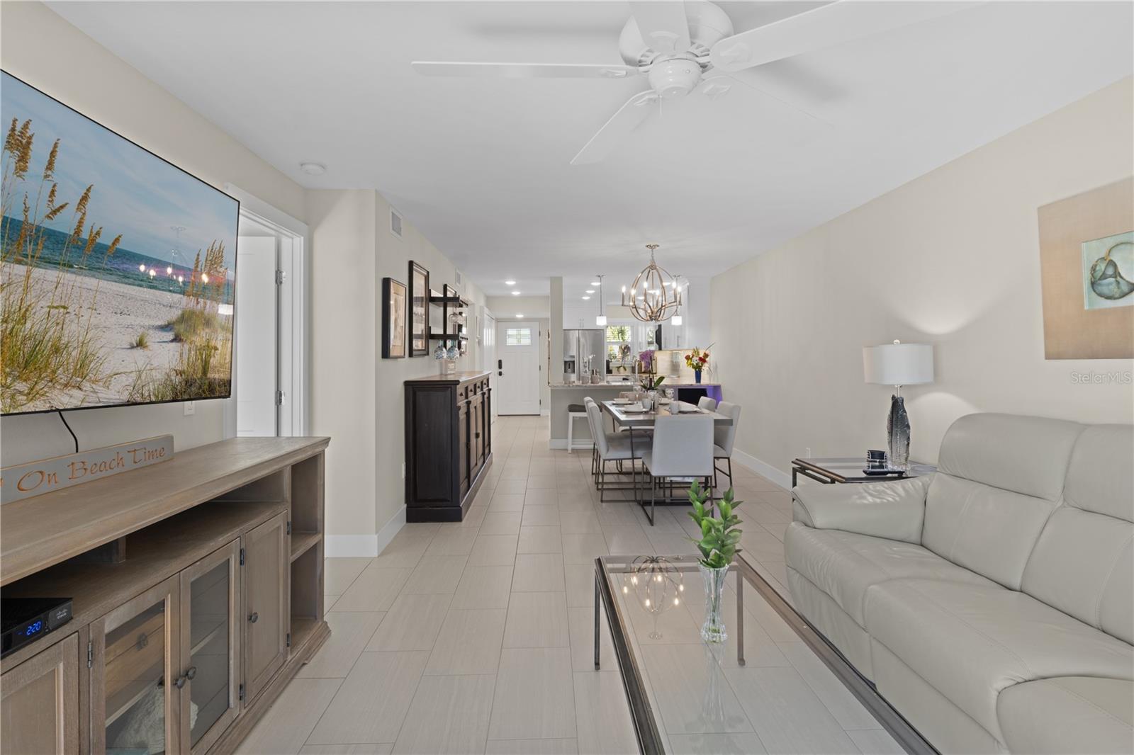 Image 15 of 34 For 5608 Gulf Drive 114