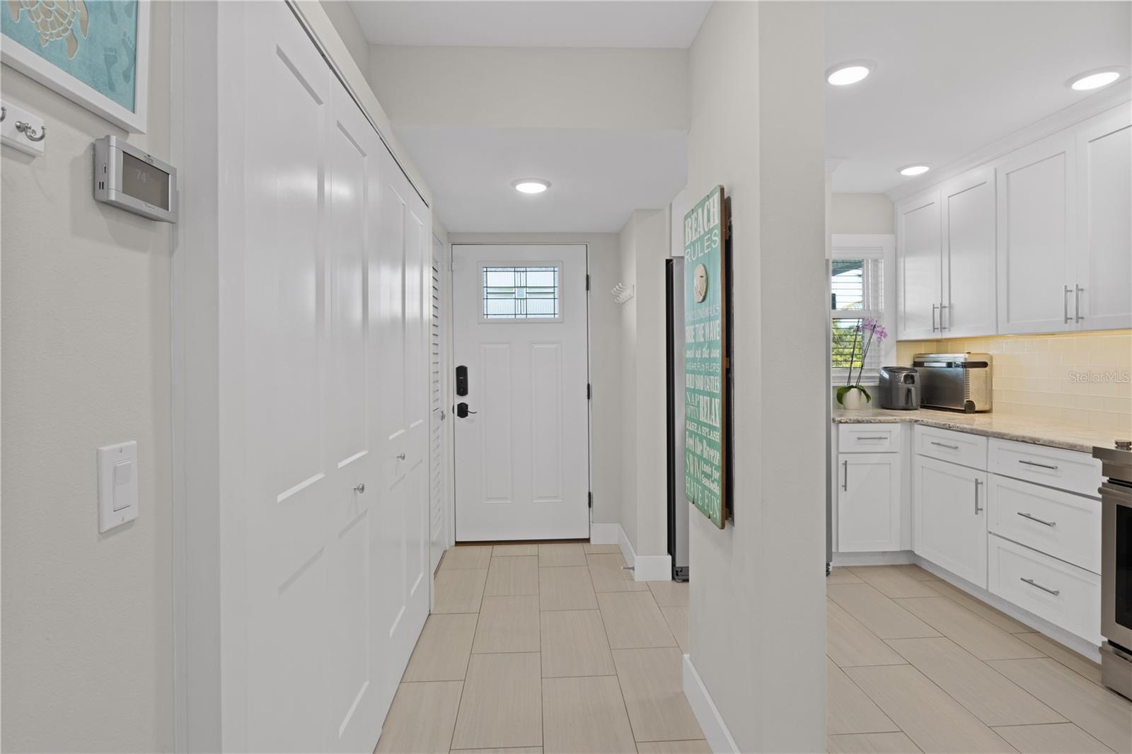 Image 2 of 34 For 5608 Gulf Drive 114