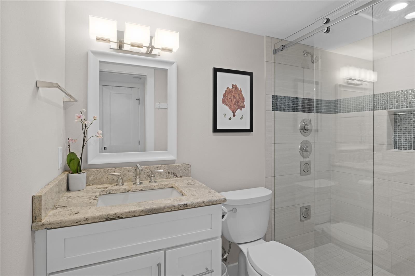 Image 26 of 34 For 5608 Gulf Drive 114