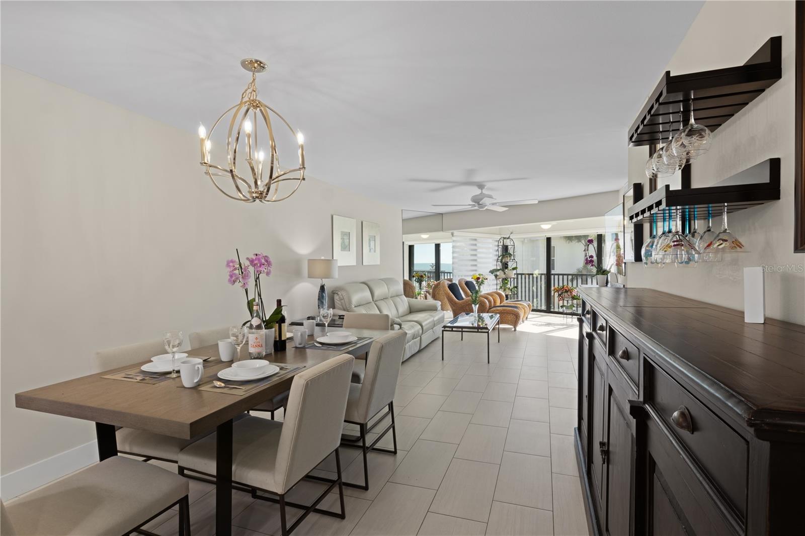 Image 9 of 34 For 5608 Gulf Drive 114