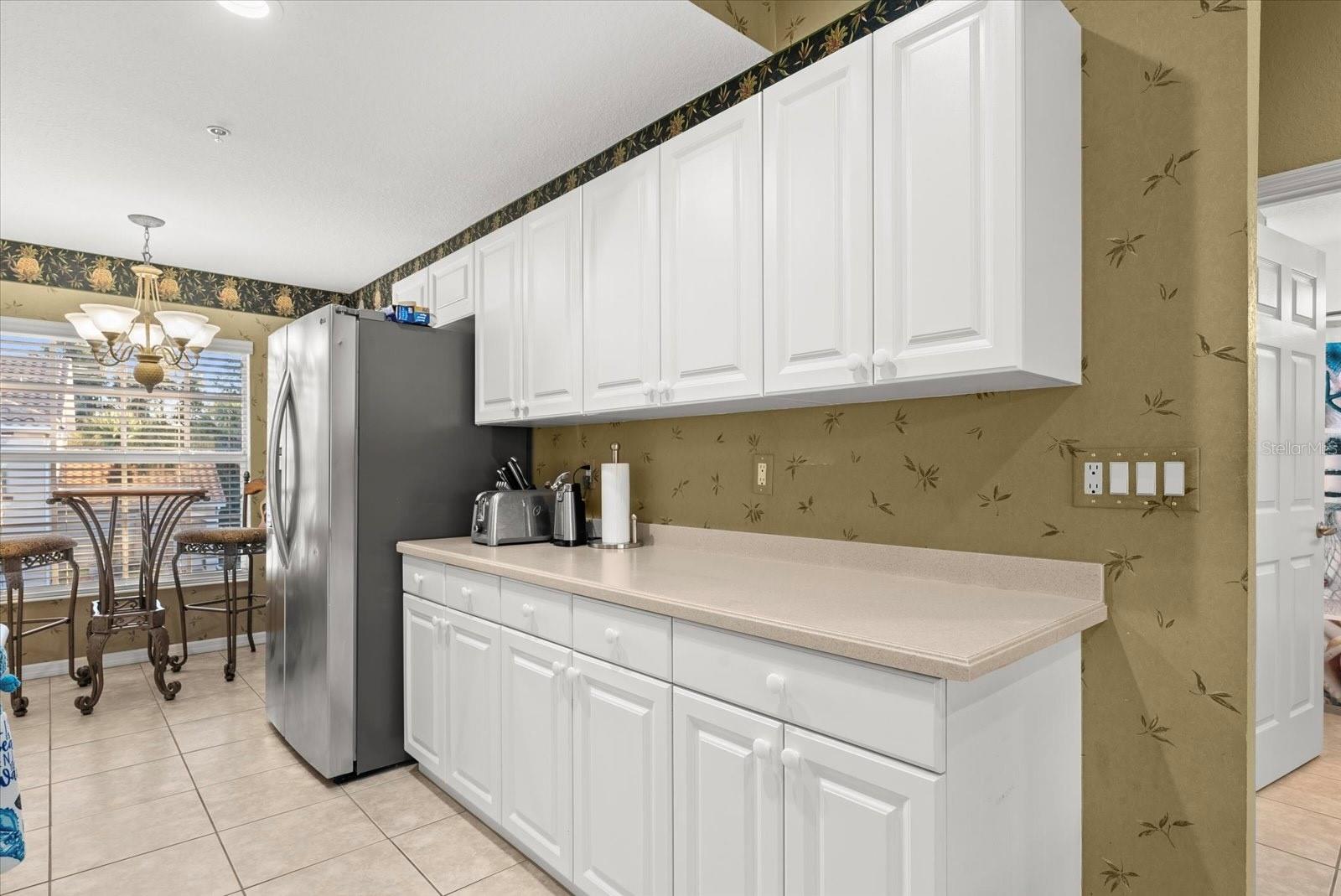 Image 10 of 43 For 7040 Strand Circle 201