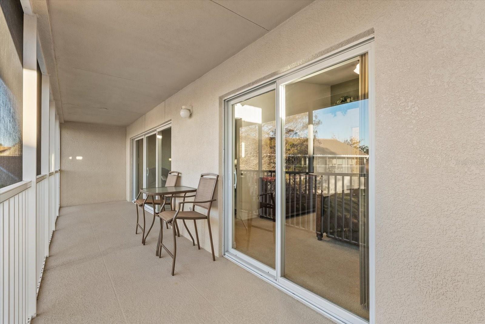 Image 20 of 43 For 7040 Strand Circle 201