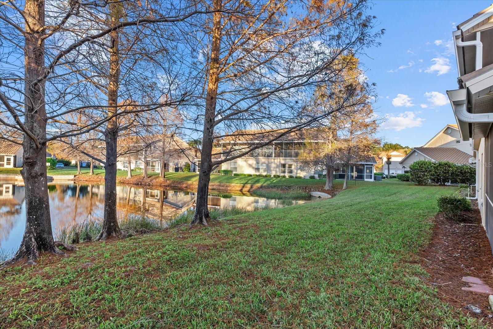 Image 31 of 43 For 7040 Strand Circle 201