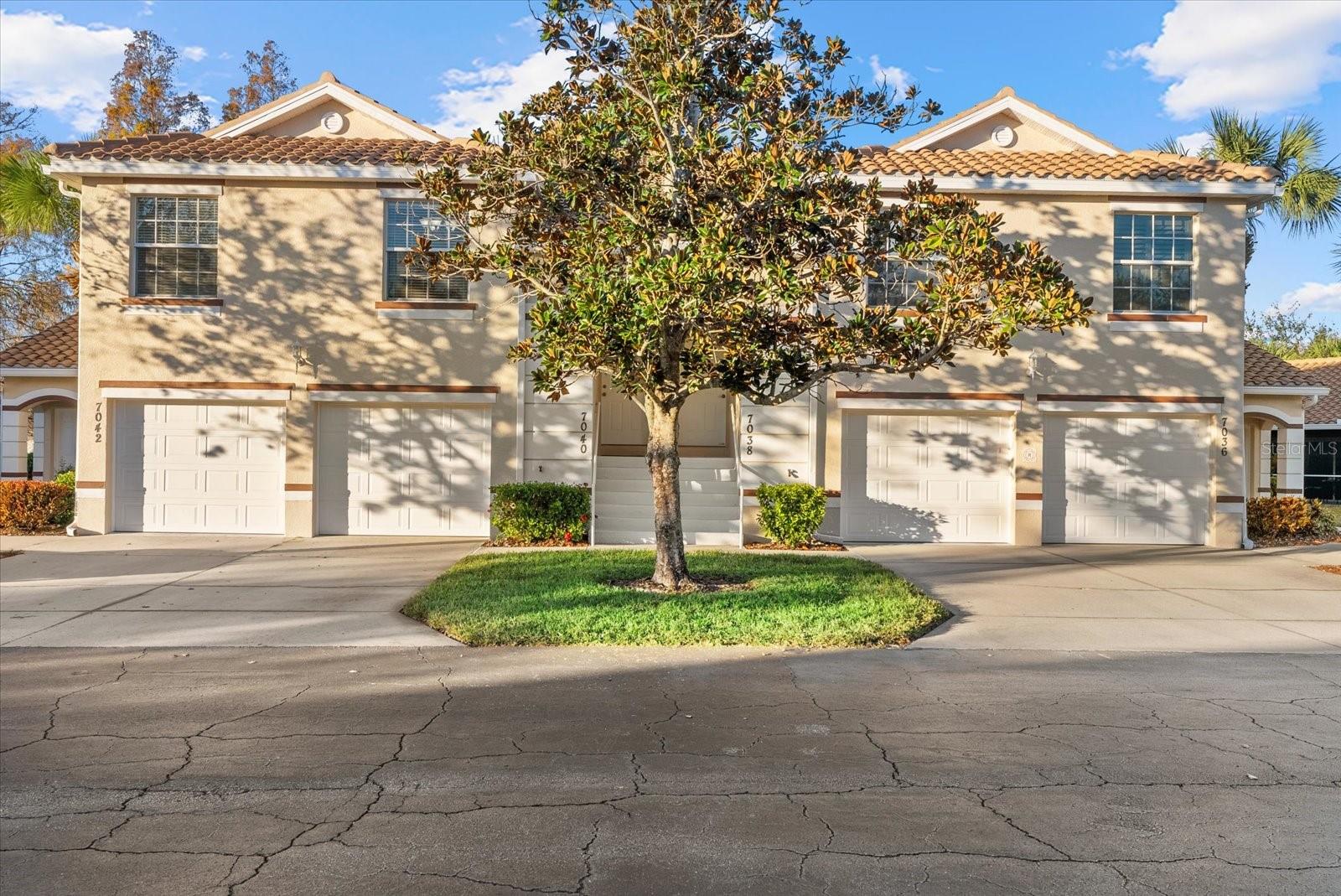 Image 35 of 43 For 7040 Strand Circle 201