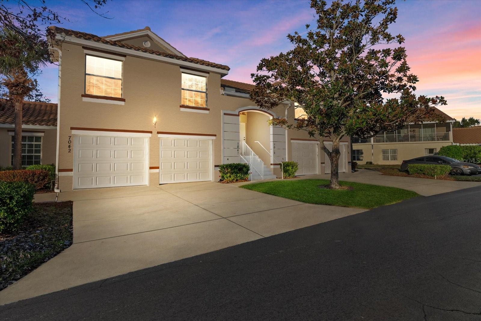 Image 37 of 43 For 7040 Strand Circle 201