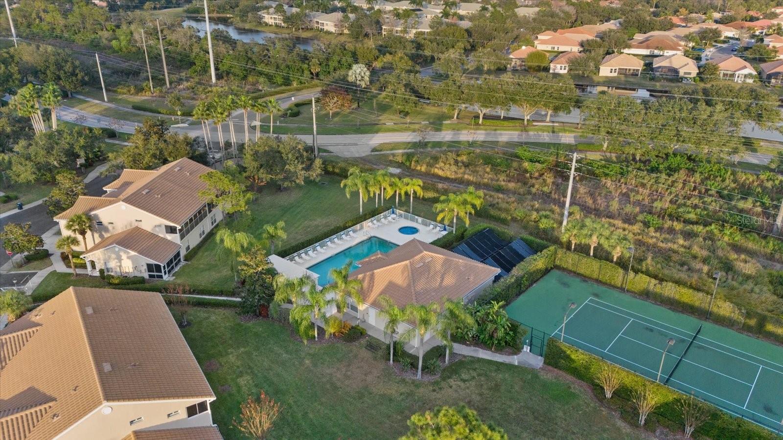 Image 41 of 43 For 7040 Strand Circle 201