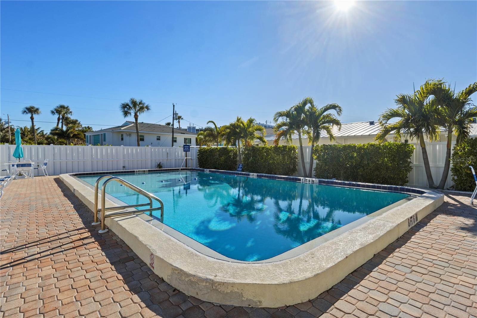 Image 29 of 34 For 5608 Gulf Drive 104