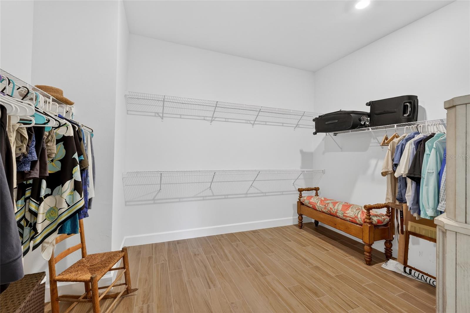 Image 29 of 74 For 5470 Silverside Pine Court