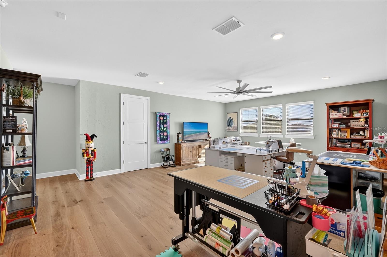 Image 30 of 74 For 5470 Silverside Pine Court