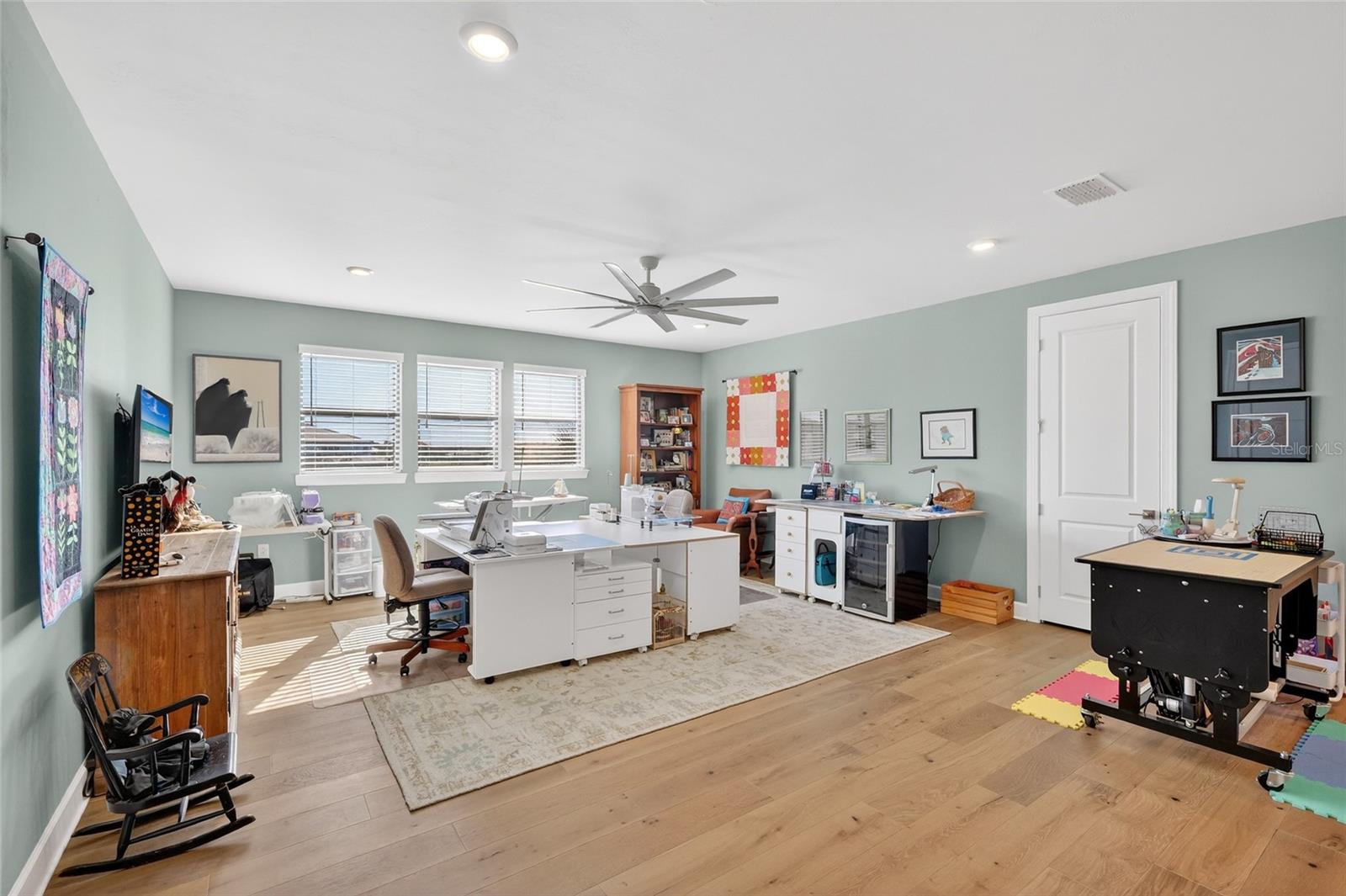 Image 31 of 74 For 5470 Silverside Pine Court