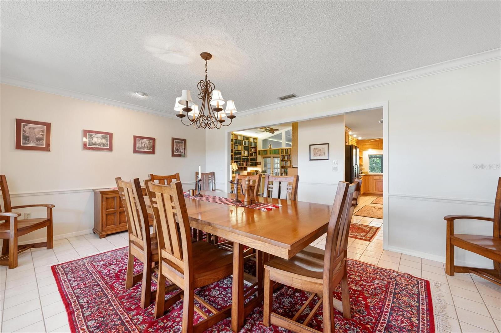 Image 12 of 52 For 6964 Country Lakes Circle