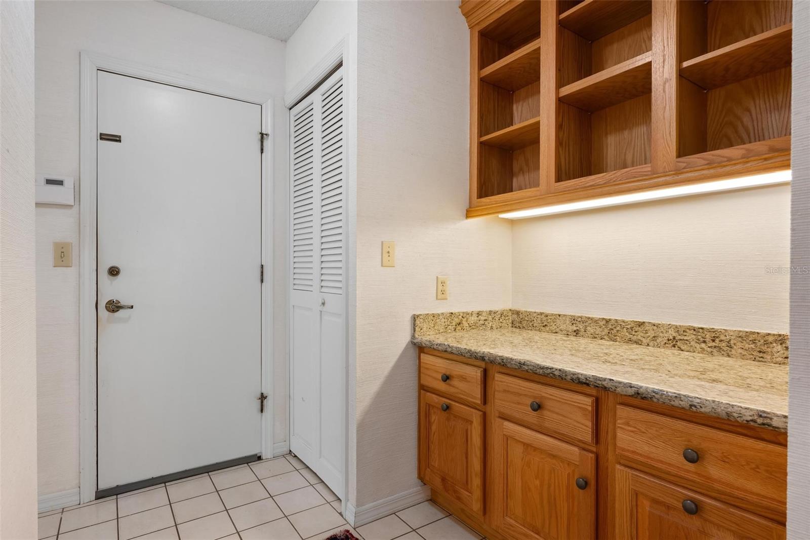 Image 46 of 52 For 6964 Country Lakes Circle