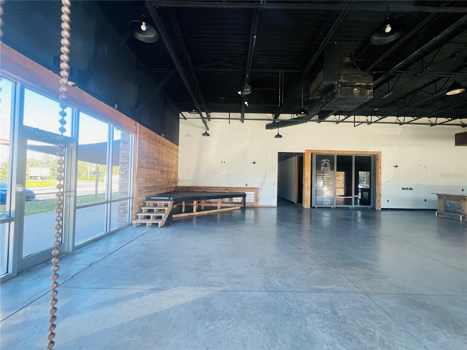 Image 10 of 16 For 2507 Lakewood Ranch Boulevard