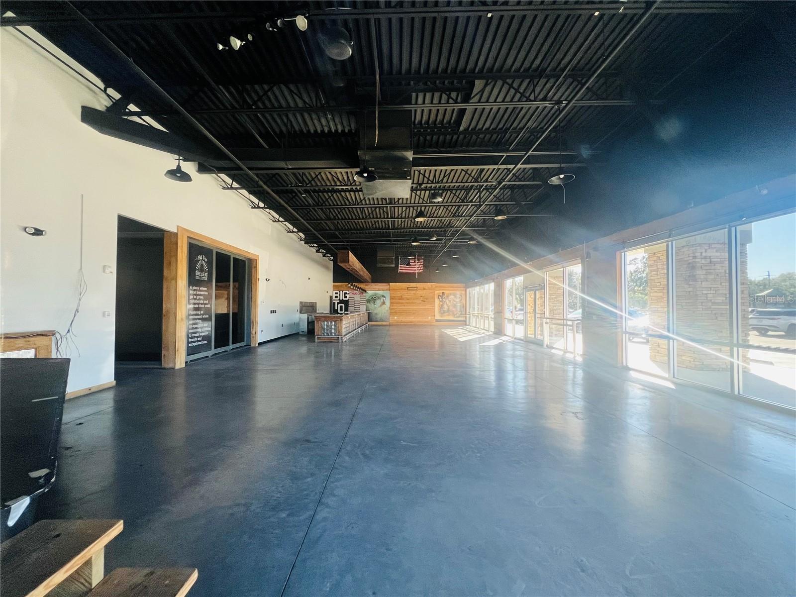 Image 12 of 16 For 2507 Lakewood Ranch Boulevard