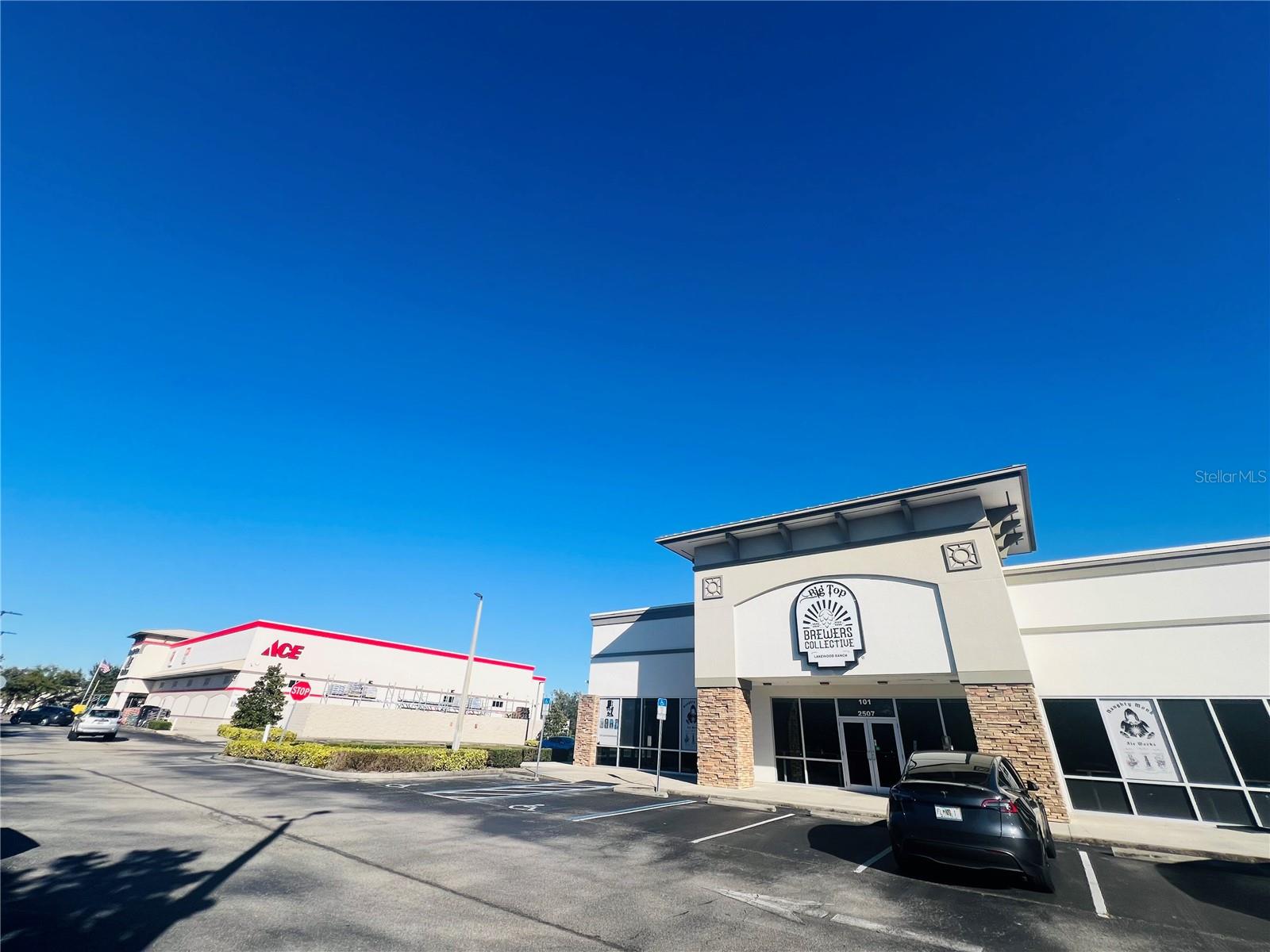 Image 14 of 16 For 2507 Lakewood Ranch Boulevard