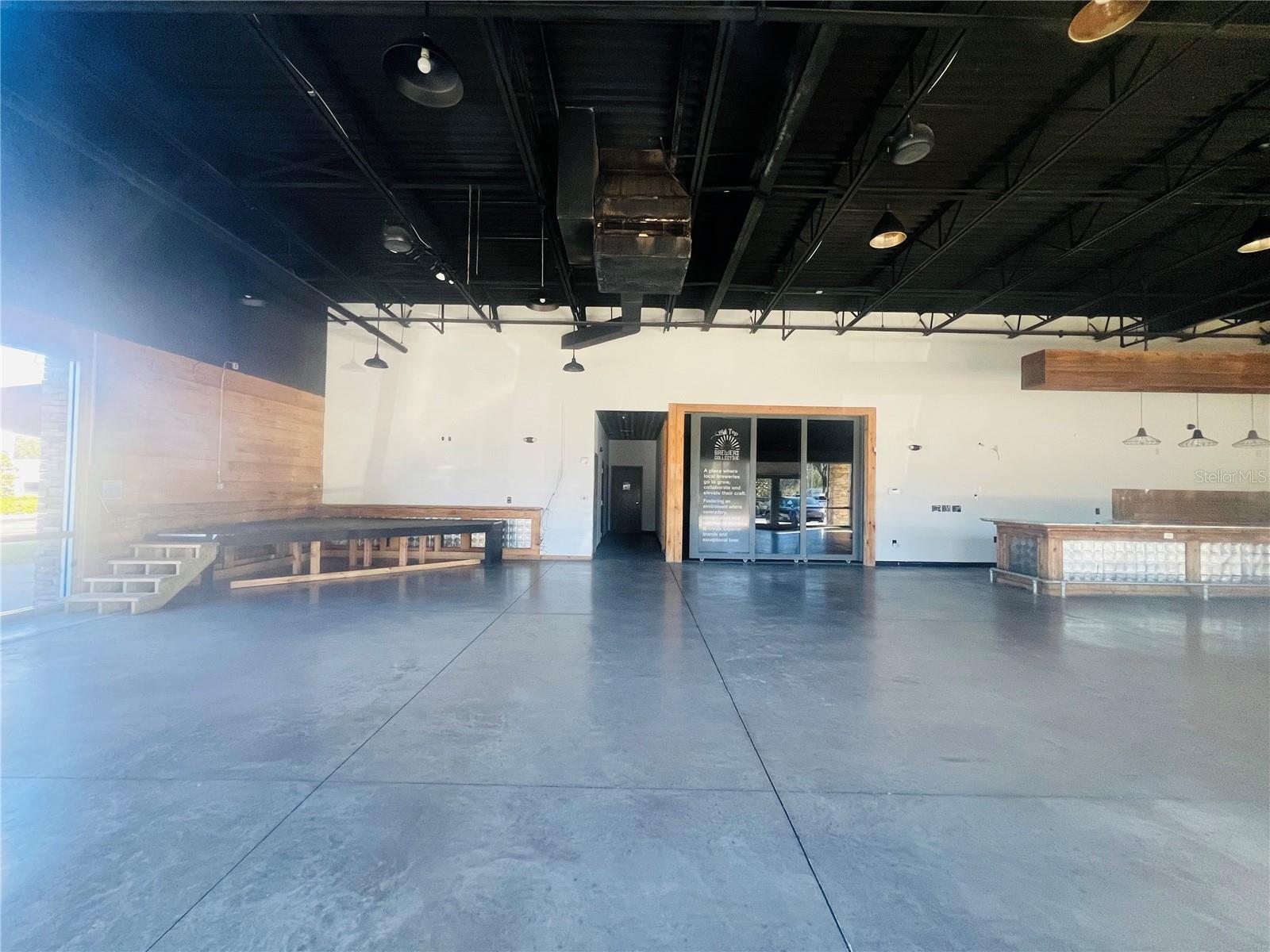 Image 9 of 16 For 2507 Lakewood Ranch Boulevard