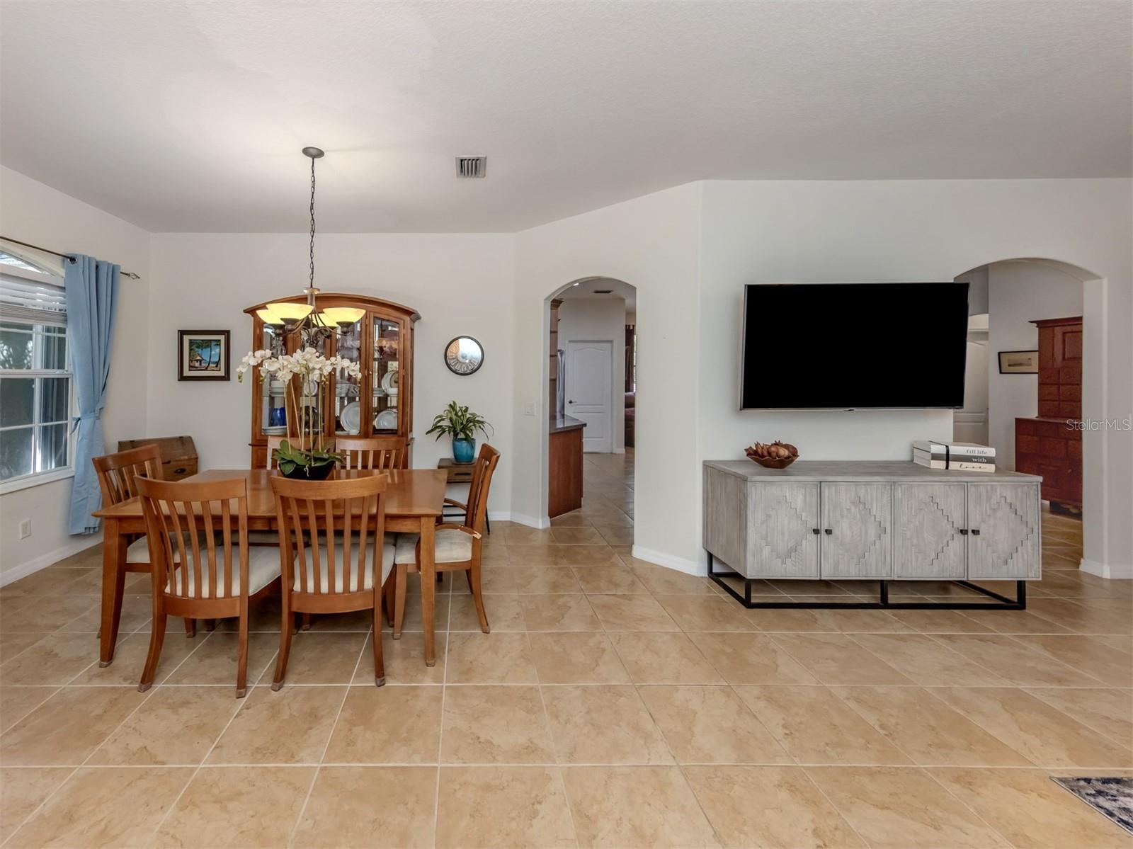 Image 7 of 76 For 5242 Abdella Lane