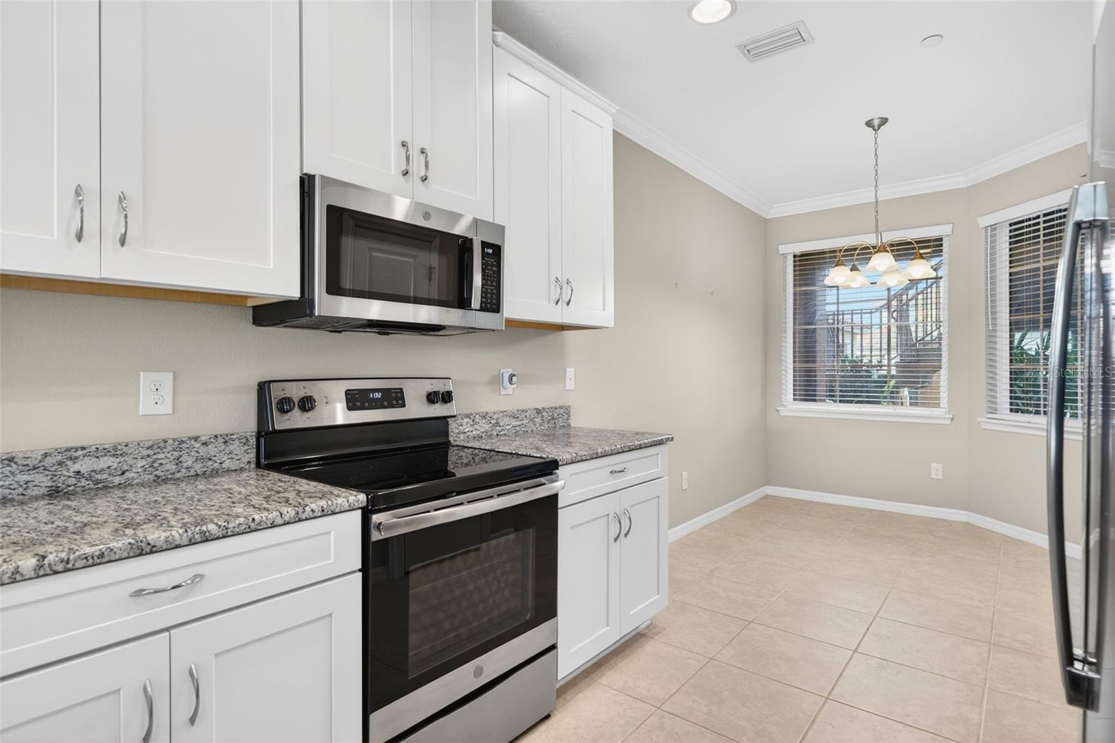 Image 13 of 99 For 13738 Messina Loop 103