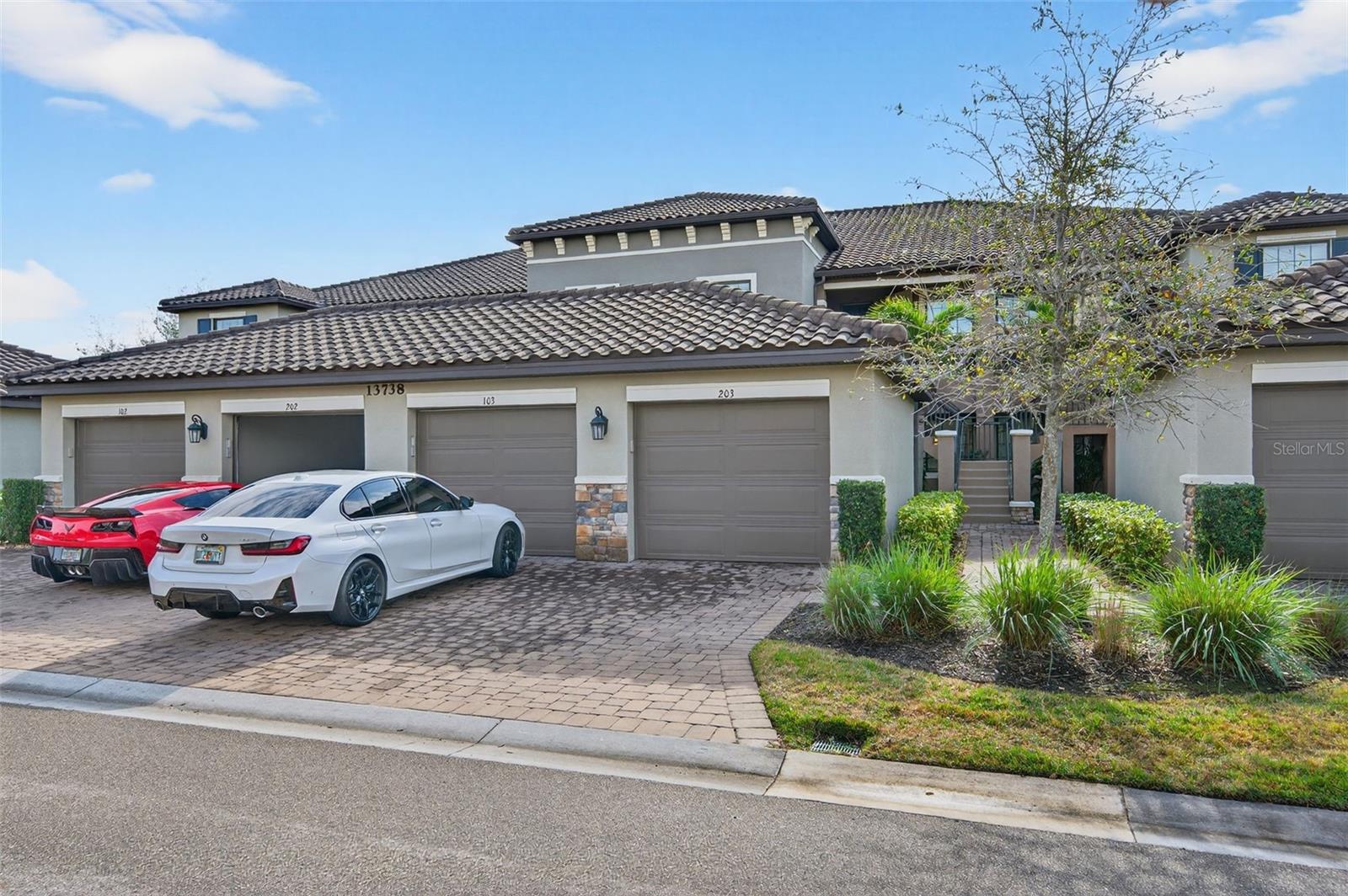 Image 2 of 99 For 13738 Messina Loop 103