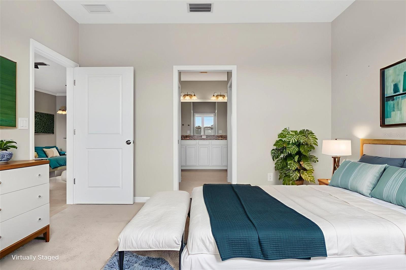 Image 39 of 99 For 13738 Messina Loop 103