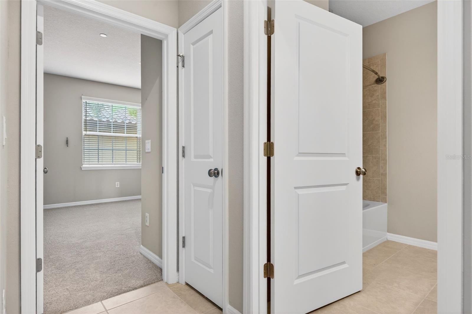 Image 44 of 99 For 13738 Messina Loop 103